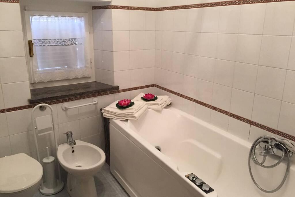 Francesco House Family Apartment Асизи Екстериор снимка
